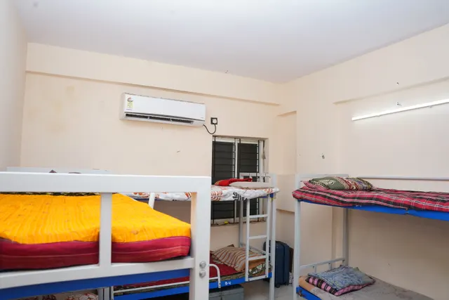 Air-conditioned student room
