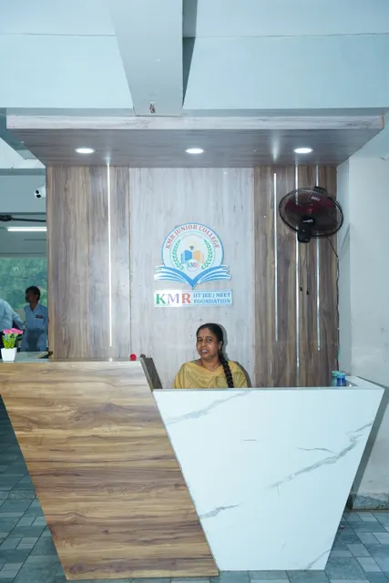 Reception desk