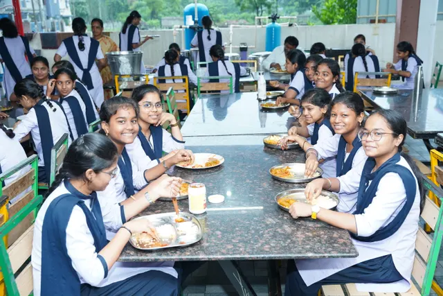 Lunchtime in the dining hall